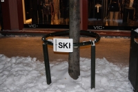 Предыдущее фото: Парковка для лыж