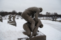 Текущее фото: Фрогнер-парк, еще одна из скульптур Вигелланда. 
Вернуться в галерею